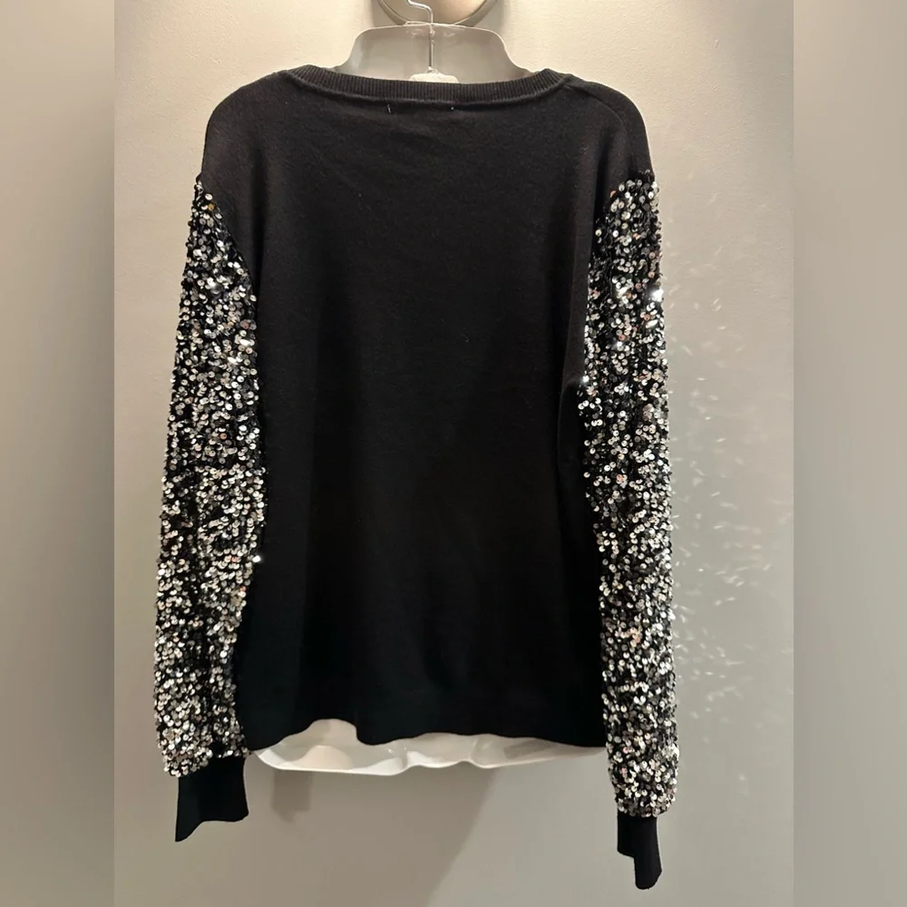 Siani Milano Weekend in Vegas Black with silver sequins top New with tags Size L